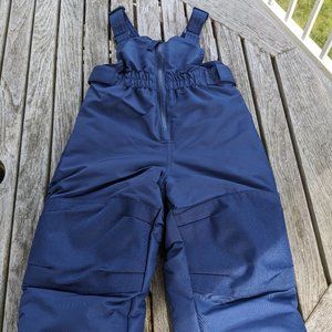 NWOT Cat & Jack Snow Bib